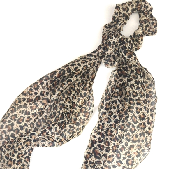 Leopard print chiffon scarf scrunchie - Picture 2 of 2